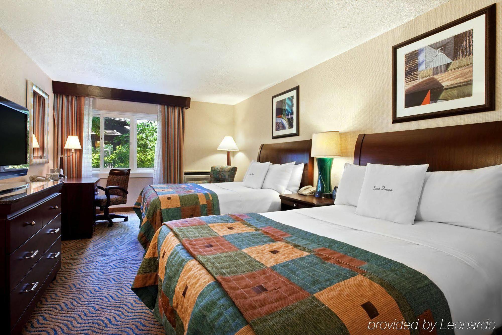 Delta Hotels By Marriott Burlington Exterior foto